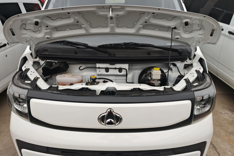 长安凯程 长安睿行EM60 2025款 客运版 舒适型 6座 240km 对开门 60kW机舱底盘24