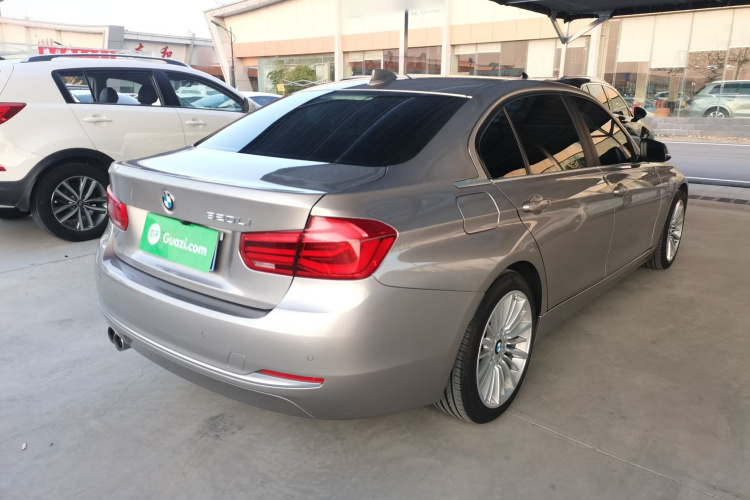 宝马3系 2018款 320Li 时尚型车身外观7