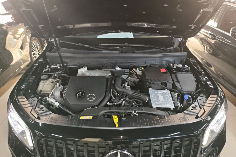 奔驰GLB 2022款 改款二 GLB 200 动感型机舱底盘24