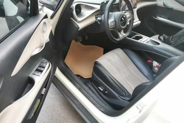 比亚迪 海豚 2023款 420km 时尚版中控内饰20