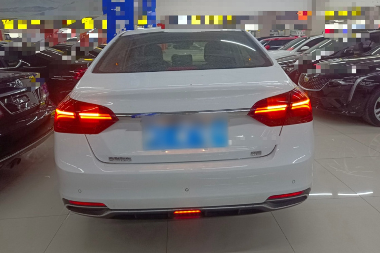 吉利汽车 帝豪 2019款 领军版 1.5L CVT向上亚运版 国VI车身外观6004