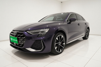 奥迪A3 2025款 A3L Limousine 35TFSI 飞驰尊享型