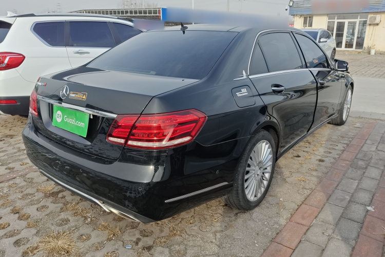 奔驰E级 2014款 E 300 L车身外观7