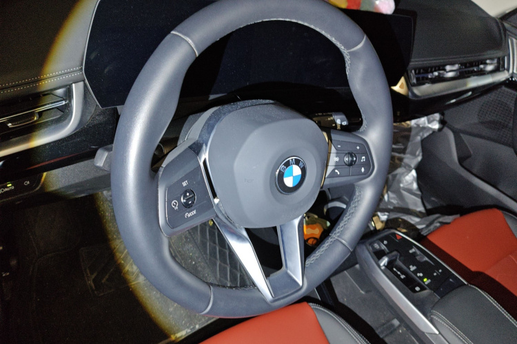 宝马X1 2024款 sDrive25Li X设计套装中控内饰13