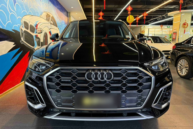 奥迪Q5L 2022款 40T 时尚动感型车身外观6013