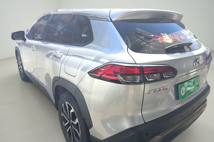 丰田 锋兰达 2022款 2.0L CVT豪华版车身外观5