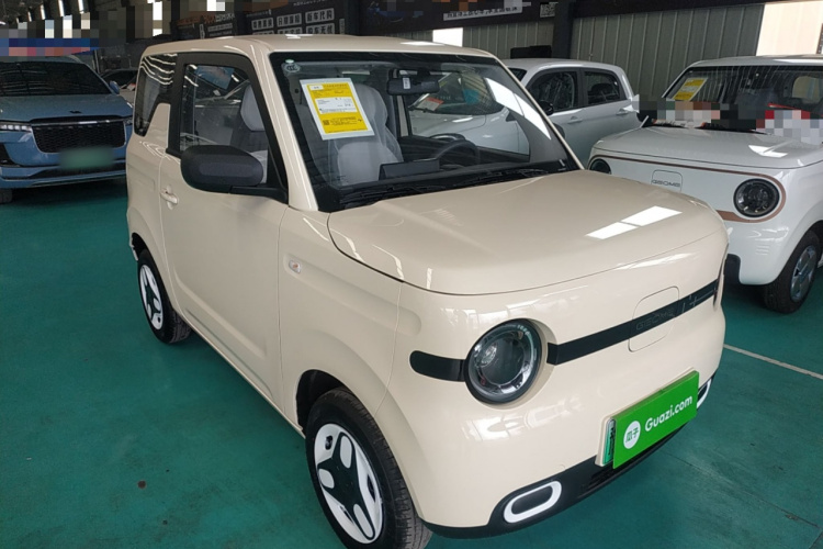 吉利银河 熊猫 2025款 210km 元气熊车身外观3