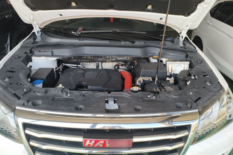 哈弗H2 2018款 红标 1.5T 手动两驱豪华型机舱底盘24