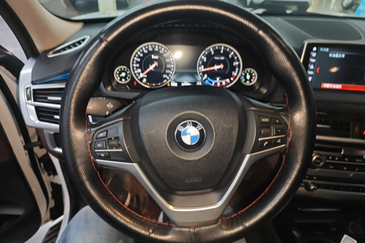 宝马X5(进口) 2017款 xDrive28i中控内饰13