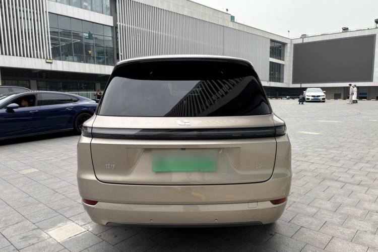 理想汽车 理想L9 2022款 Max车身外观6003