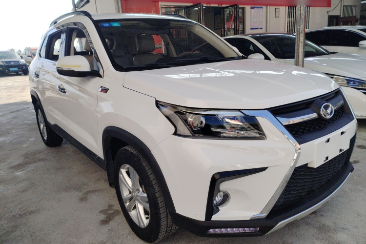 北汽幻速S5 2017款 1.3T 手动尊贵型车身外观3