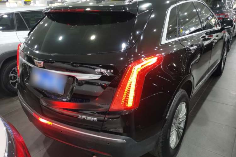 凯迪拉克XT5 2016款 25T 豪华型车身外观7