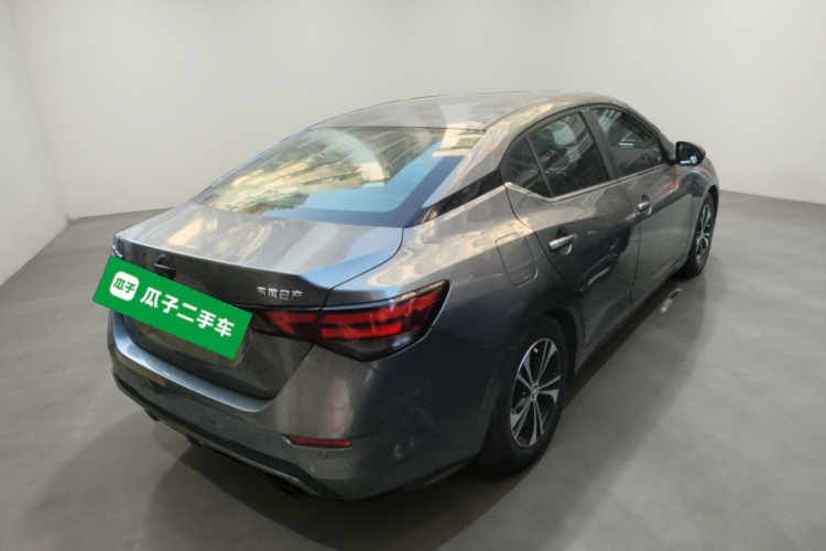 日产 轩逸 2021款 1.6L XL CVT悦享版车身外观7