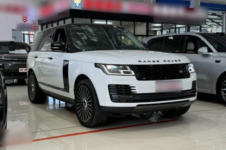 路虎 揽胜 2021款 3.0 L6 盛世版车身外观6001