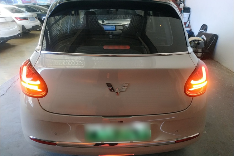 五菱汽车 五菱缤果 2023款 410km 灵犀尊享款车身外观6