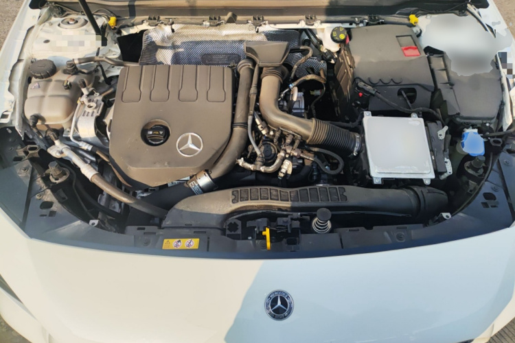 奔驰A级 2021款 A 180 L 运动轿车局部细节24