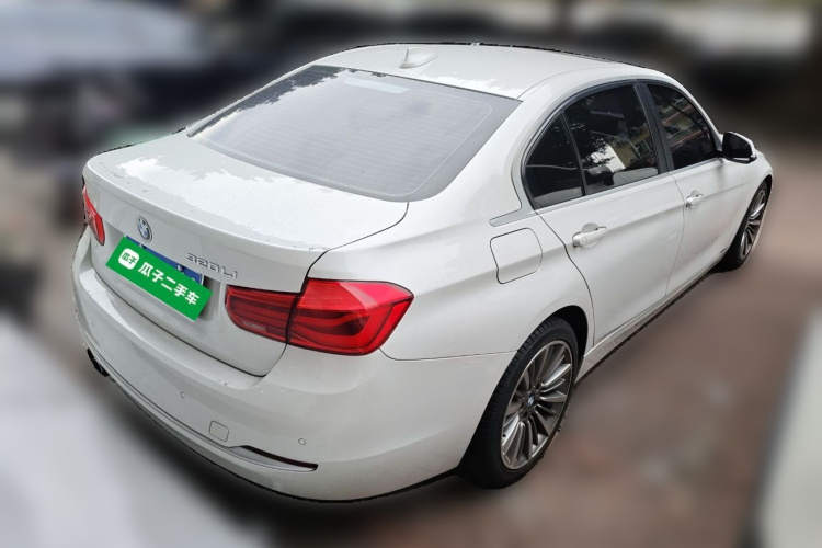 宝马3系 2019款 320Li 时尚型车身外观7