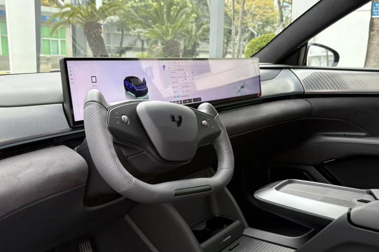 极越01 2025款 焕新款 Max 长续航版中控内饰7002