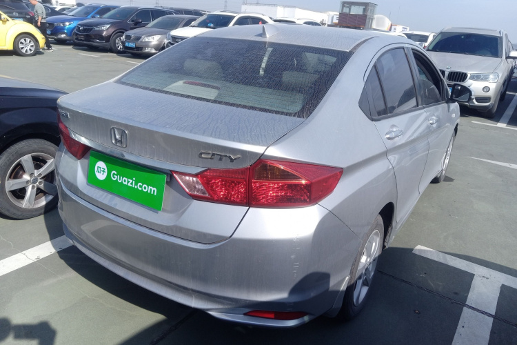 本田 锋范 2015款 1.5L 手动豪华版车身外观7