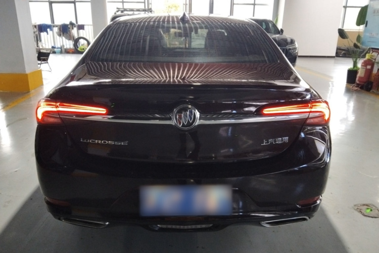 别克 君越 2022款 Avenir艾维亚 先享型车身外观6004