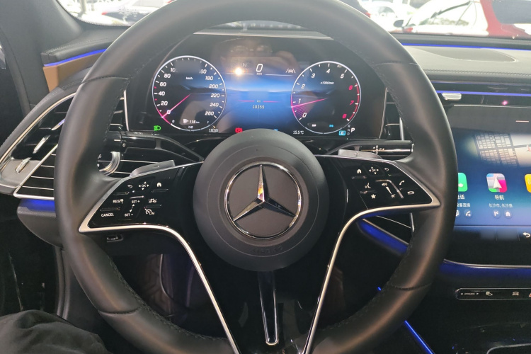 奔驰E级 2024款 E 260 L局部细节13