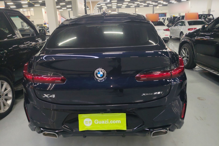 宝马X4 2022款 xDrive 25i M运动套装车身外观6004