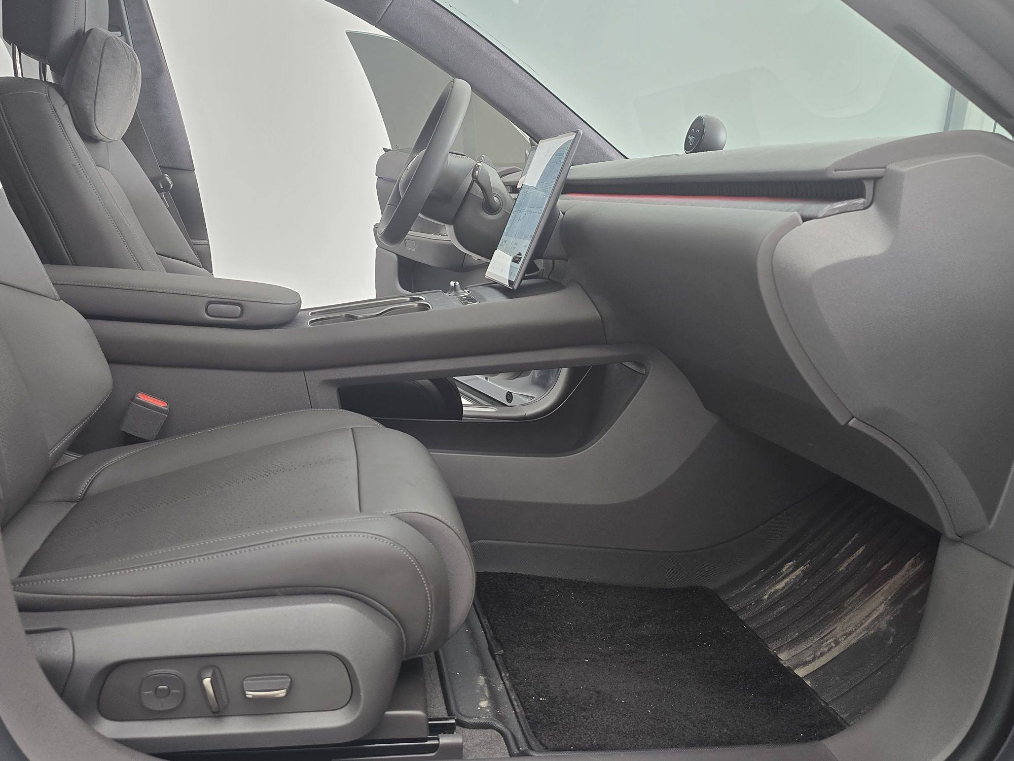 蔚来ET7 2024款 75kWh 行政版