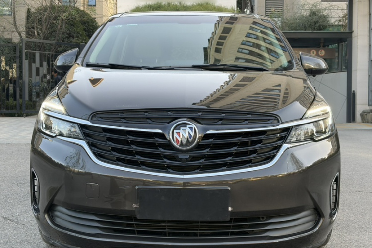 别克GL8 2021款 陆上公务舱 652T 豪华型车身外观6005