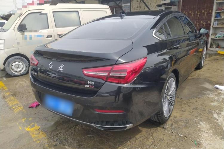 红旗H5 2022款 经典款 改款 1.5T DCT旗韵版车身外观6003