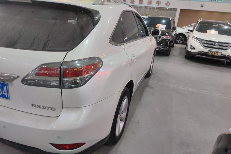 雷克萨斯RX经典 2013款 270 豪华版车身外观9