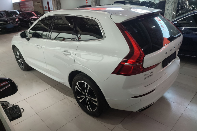 沃尔沃XC60 2019款 T5 四驱智远版 国V车身外观4