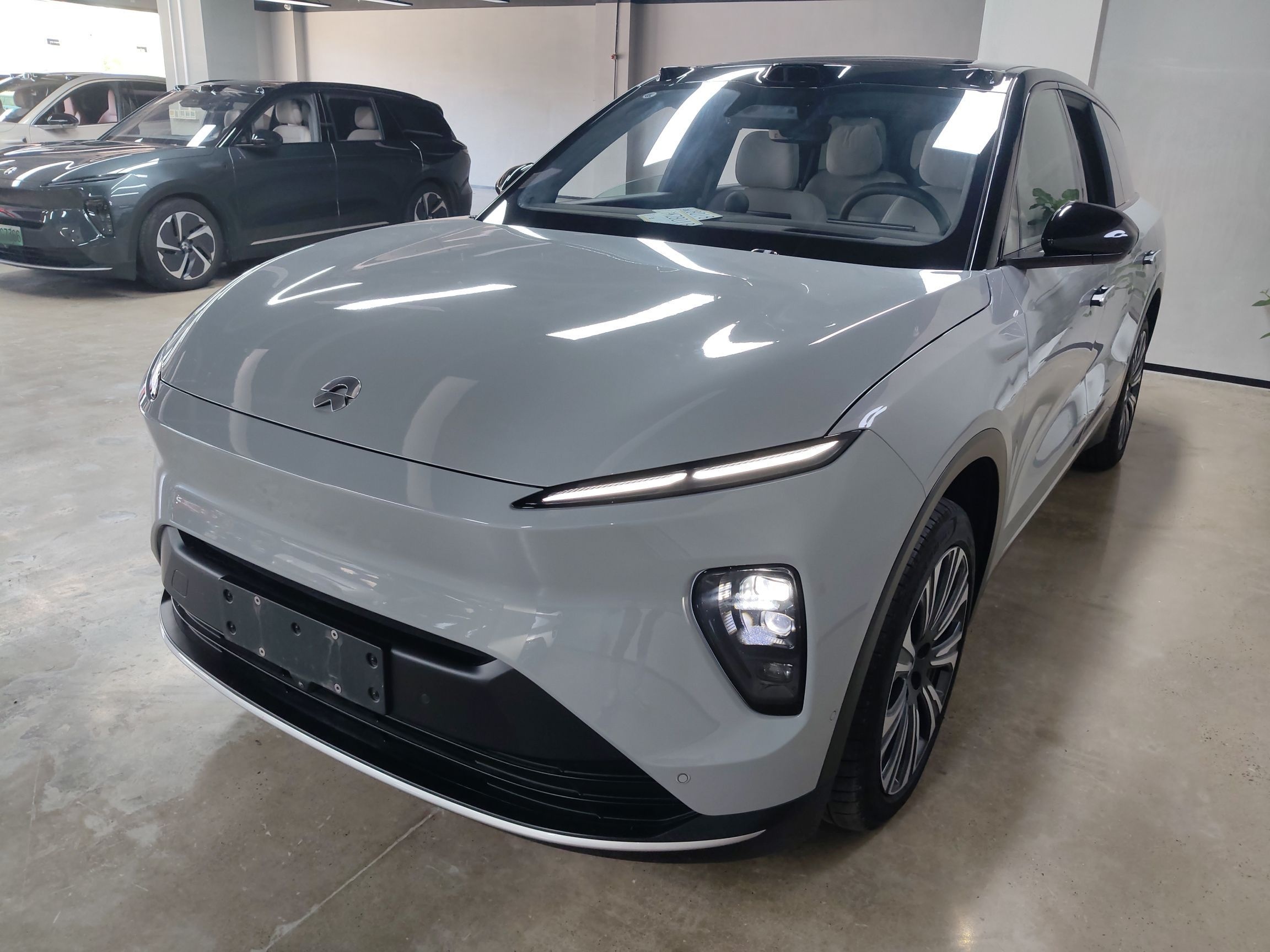 蔚来ES8 2024款 75kWh 行政版