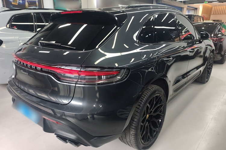 保时捷 2023款 Macan 2.0T车身外观7