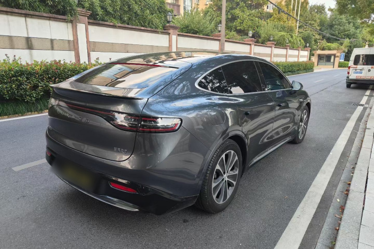 鸿蒙智行 智界R7 2025款 增程 251km Max车身外观6008