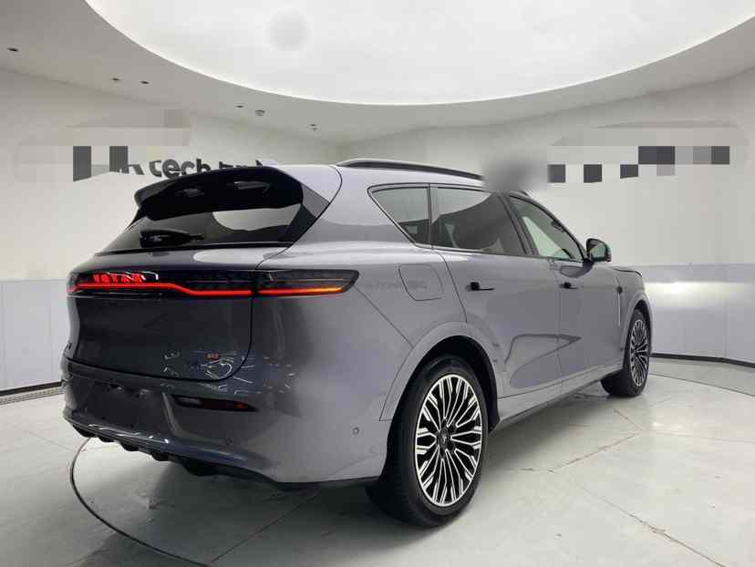 岚图汽车 岚图FREE 2025款 FREE+ 后驱乾崑版(2)