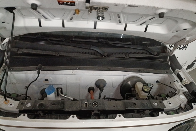 吉利银河 2023款 熊猫mini 200km 耐力熊机舱底盘24