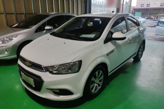 雪佛兰 爱唯欧 2014款 三厢 1.4SL MT 舒适版