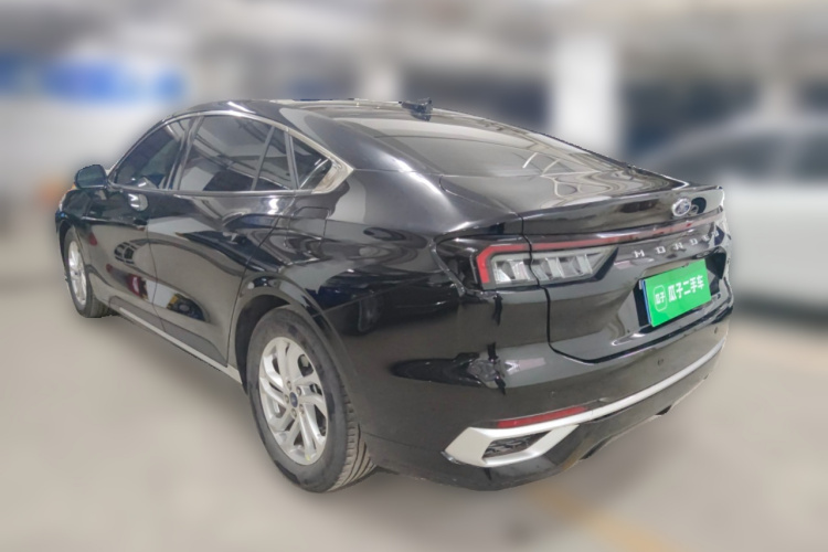 福特 蒙迪欧 2023款 EcoBoost 180 舒雅型车身外观5