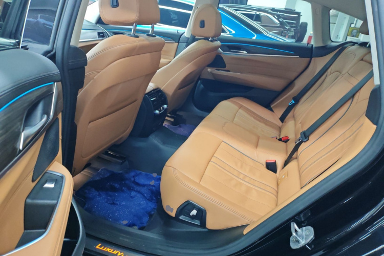 宝马6系GT 2021款 630i 豪华设计套装中控内饰7004