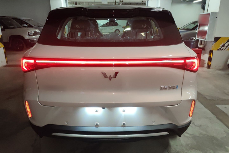 五菱汽车 缤果S 2025款 325km 尊享款车身外观6