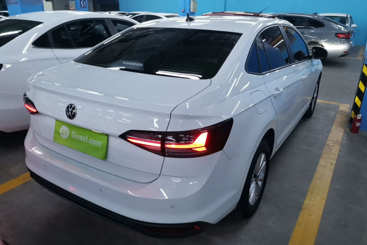 大众 朗逸 2023款 新锐 1.5L 自动出众新逸版车身外观6005