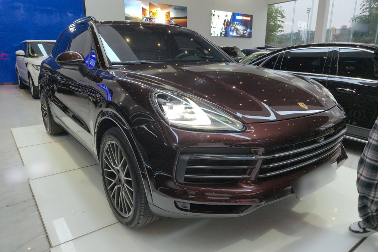 保时捷 Cayenne新能源 2022款 Cayenne E-Hybrid 2.0T 铂金版车身外观6002