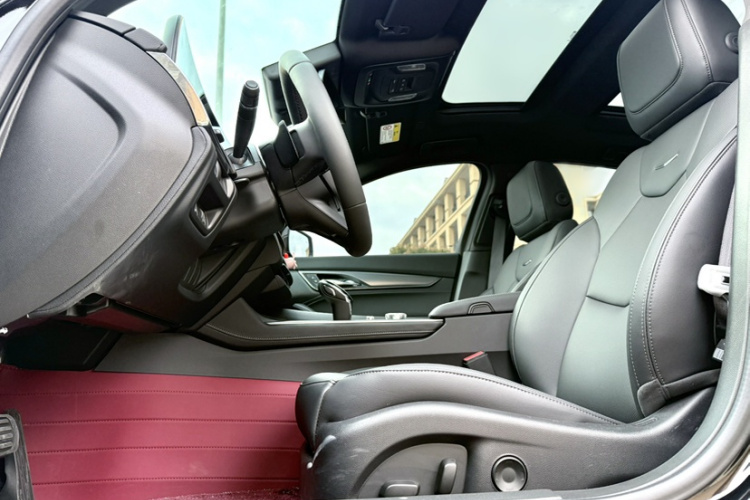 凯迪拉克CT5 2025款 28T 城市运动版局部细节19