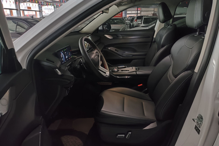 哈弗H6 2022款 第三代 1.5T 自动两驱Max中控内饰19