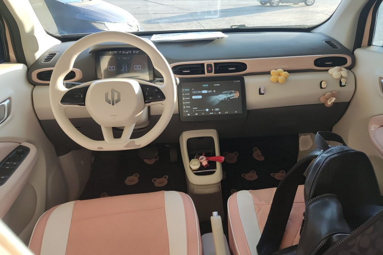 零跑汽车 零跑T03 2023款 200轻享版中控内饰12