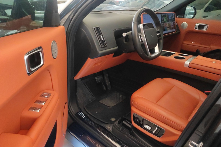 理想汽车 理想L7 2023款 Pro中控内饰20