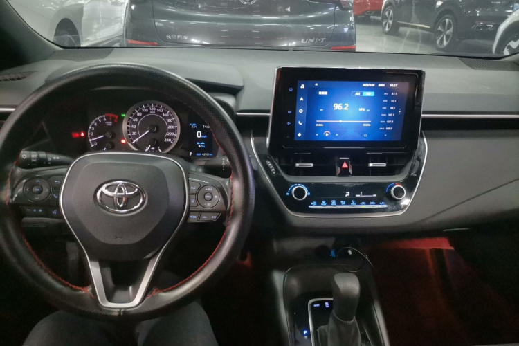 丰田 雷凌 2021款 185T CVT豪华版中控内饰7002