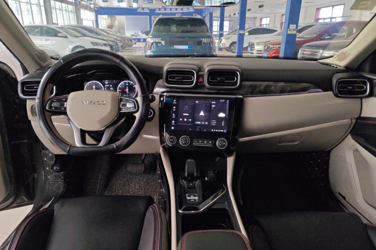 领克02 2019款 1.5T DCT两驱耀Pro版 国VI中控内饰12