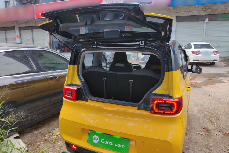 五菱汽车 宏光MINIEV 2021款 马卡龙时尚款 三元锂机舱底盘23