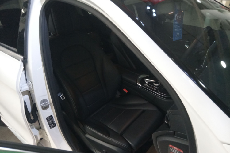 奔驰C级 2015款 改款 C 200 L 运动型局部细节41